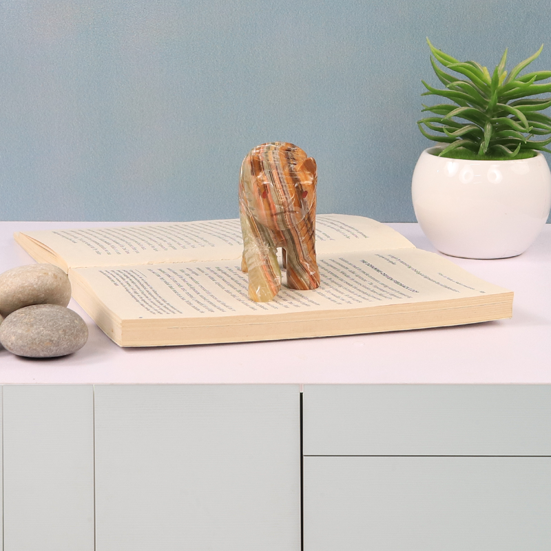 Pièce de décoration animale en marbre (ours)